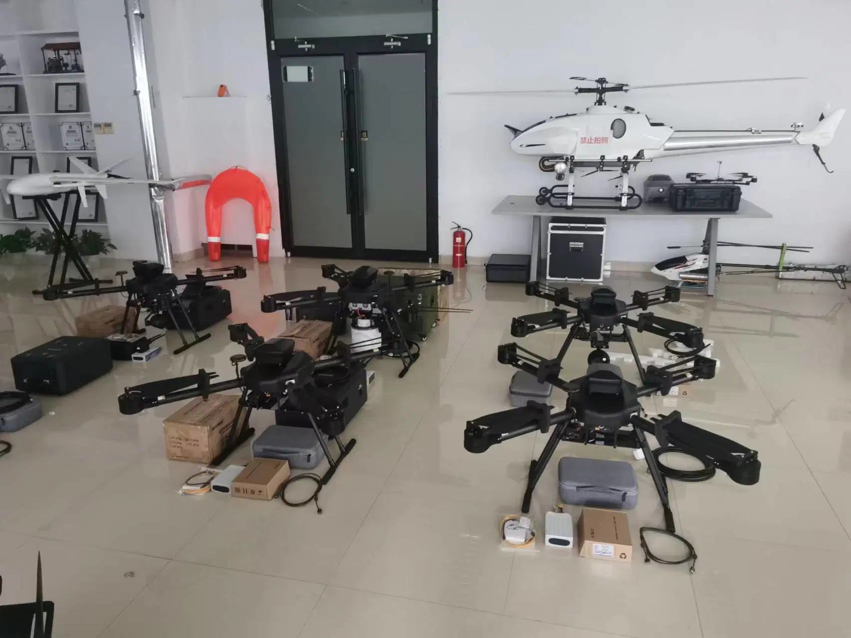 VANT de helicópteros industriais para Transporte e Patrolling 35kgs carga útil, 3 horas voando, condução a gasolina