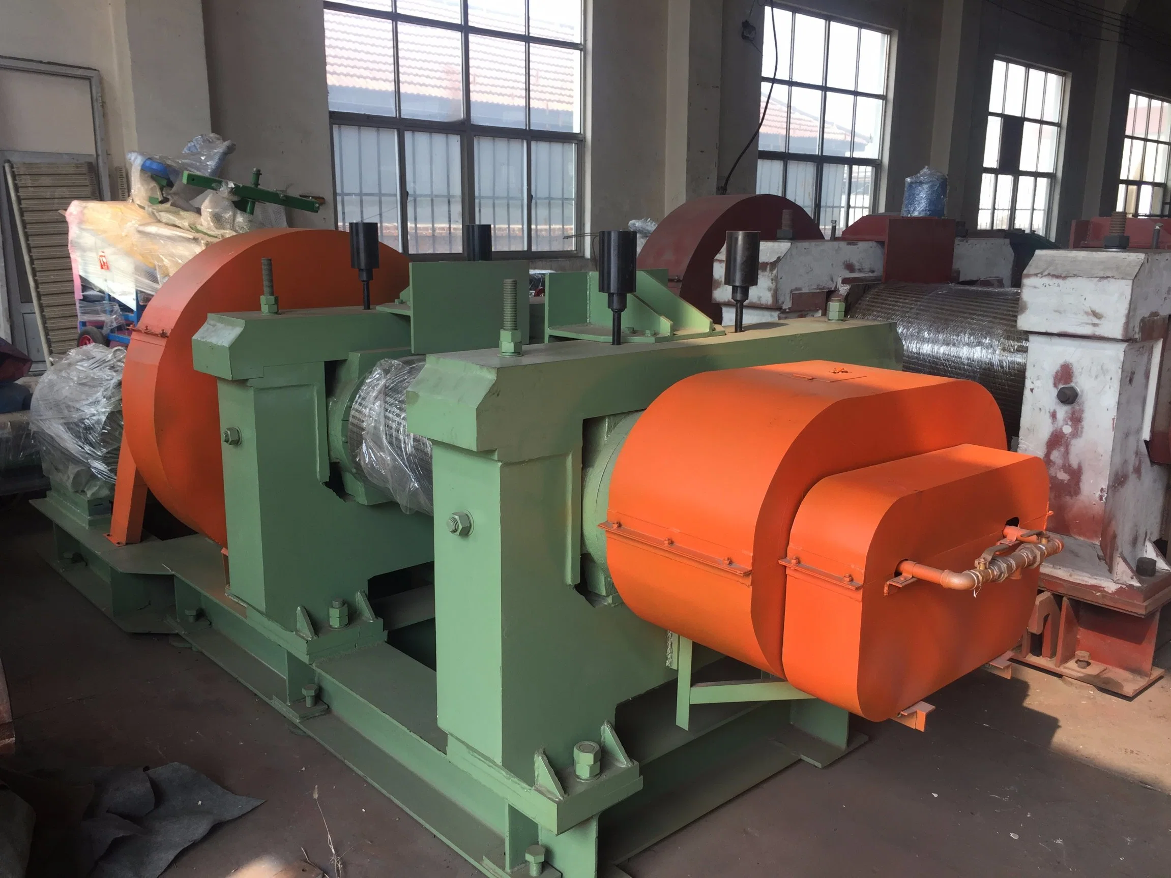 Scrap Rubber Crumb Tyres Crushing Machines Price/Rubber Scarp Tyre Grinding Equipment