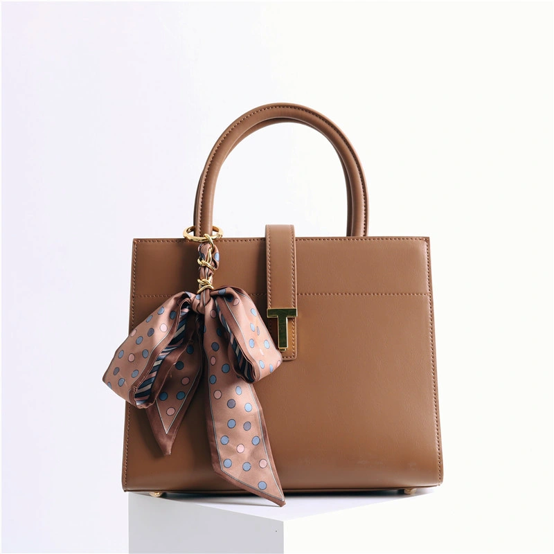 Emg6655 Replica Women Inspired Luxury Guangzhou Designer Wholesale/Supplier Crossbody Handbags OEM Cowhide Custom Real Vintage Genuine Leather Hand Bag Handbag
