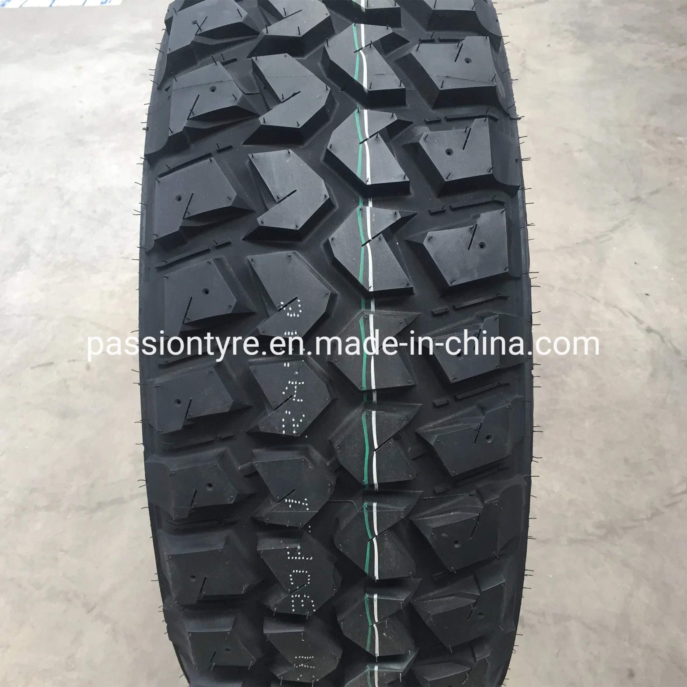 Fabricant de pneus LT 285/75r16 Lt245/65r17 Lt265/65r17 Lt265/70r17 4X4 M/T.