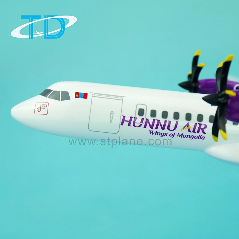 Hunnu Air Atr72-600 27cm Scale 1: 100 Synthetic Resin Model