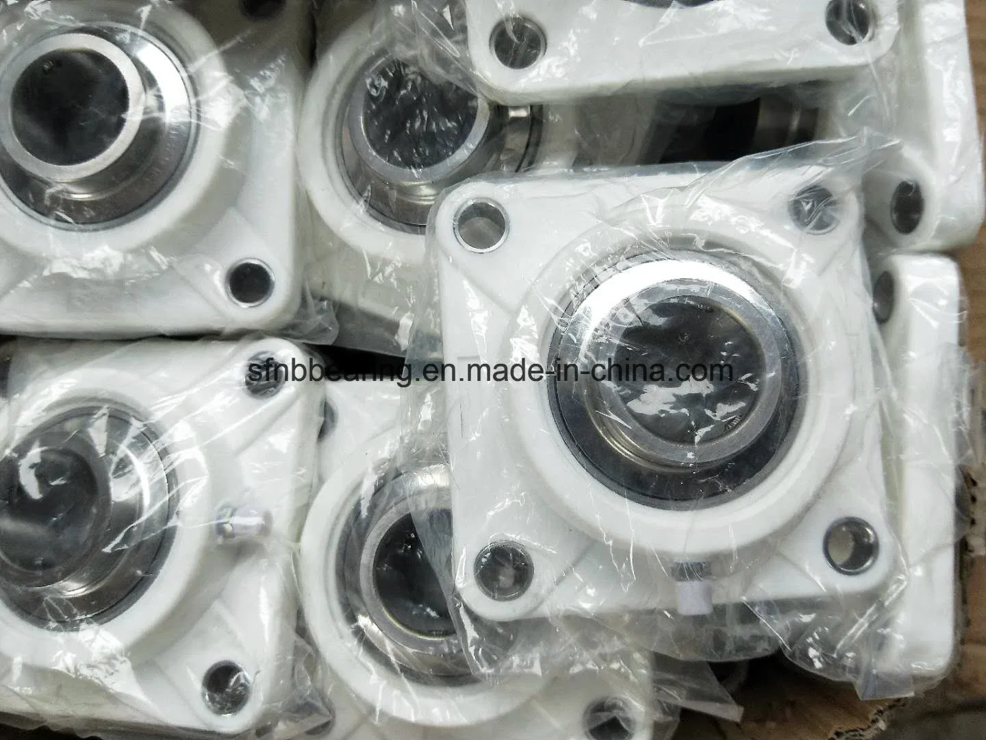 Thermoplastic Pillow Block with Stainless Steel Bearing UCP205 Plastic Bearings