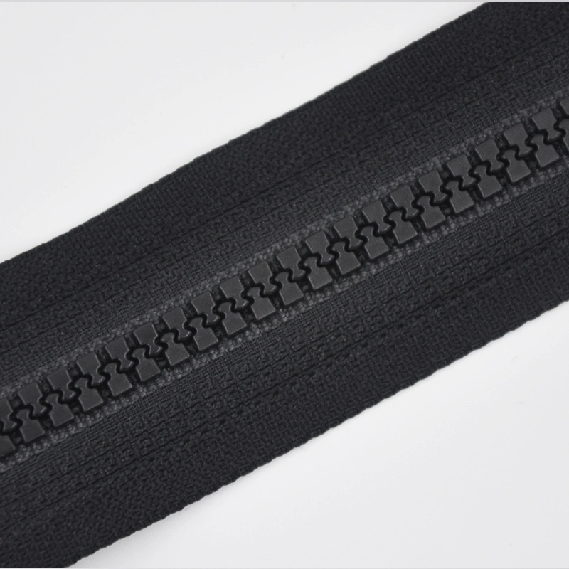 No. 5 Plastic Garment Zipper