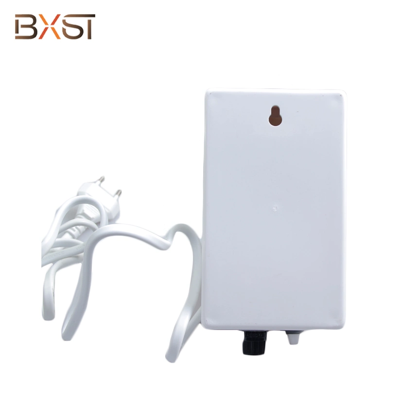 Bxst-V022-D 220V Voltage Protector with Display