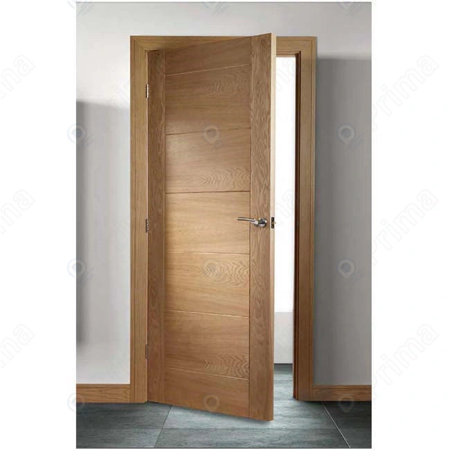 La prima de la puerta de madera de estilo Multi