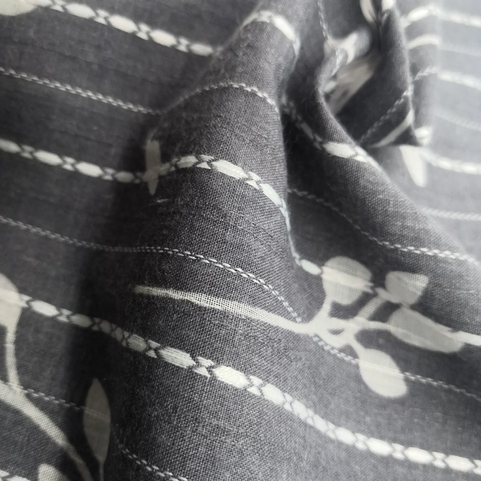 Fine Jacquard Fabric 50% Polyester 50% Rayon for Women's Wear or Home Textiles