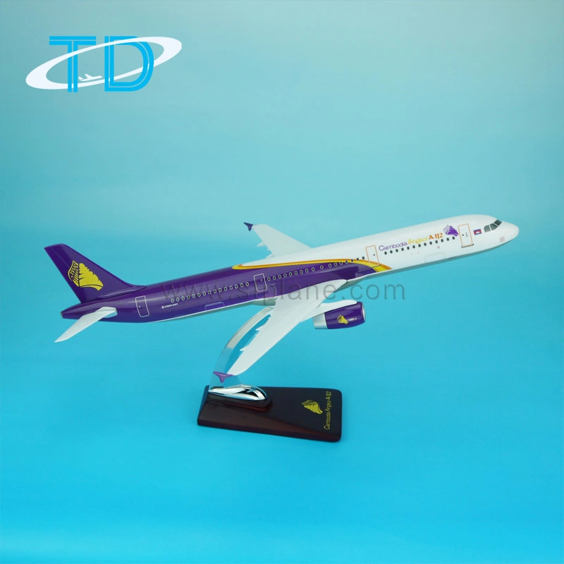 Résine Modèle d'avion Airbus A321 1 : 100 44,5 cm