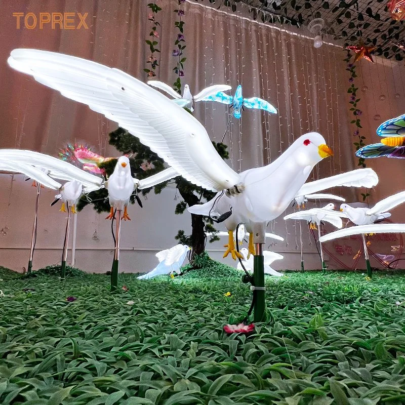 Décoration saisonnière novatrice dynamique des feux d'oiseaux en vol pour des vacances