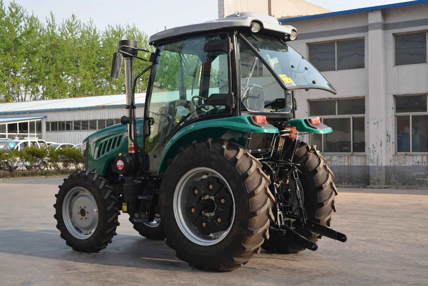 Rendimiento de alta calidad/alto costo 704 70hp 4*4 tractor de campo seco/tractor de campo seco/tractor de casa/tractor agrícola Para Agricultura/Transporte con taxi