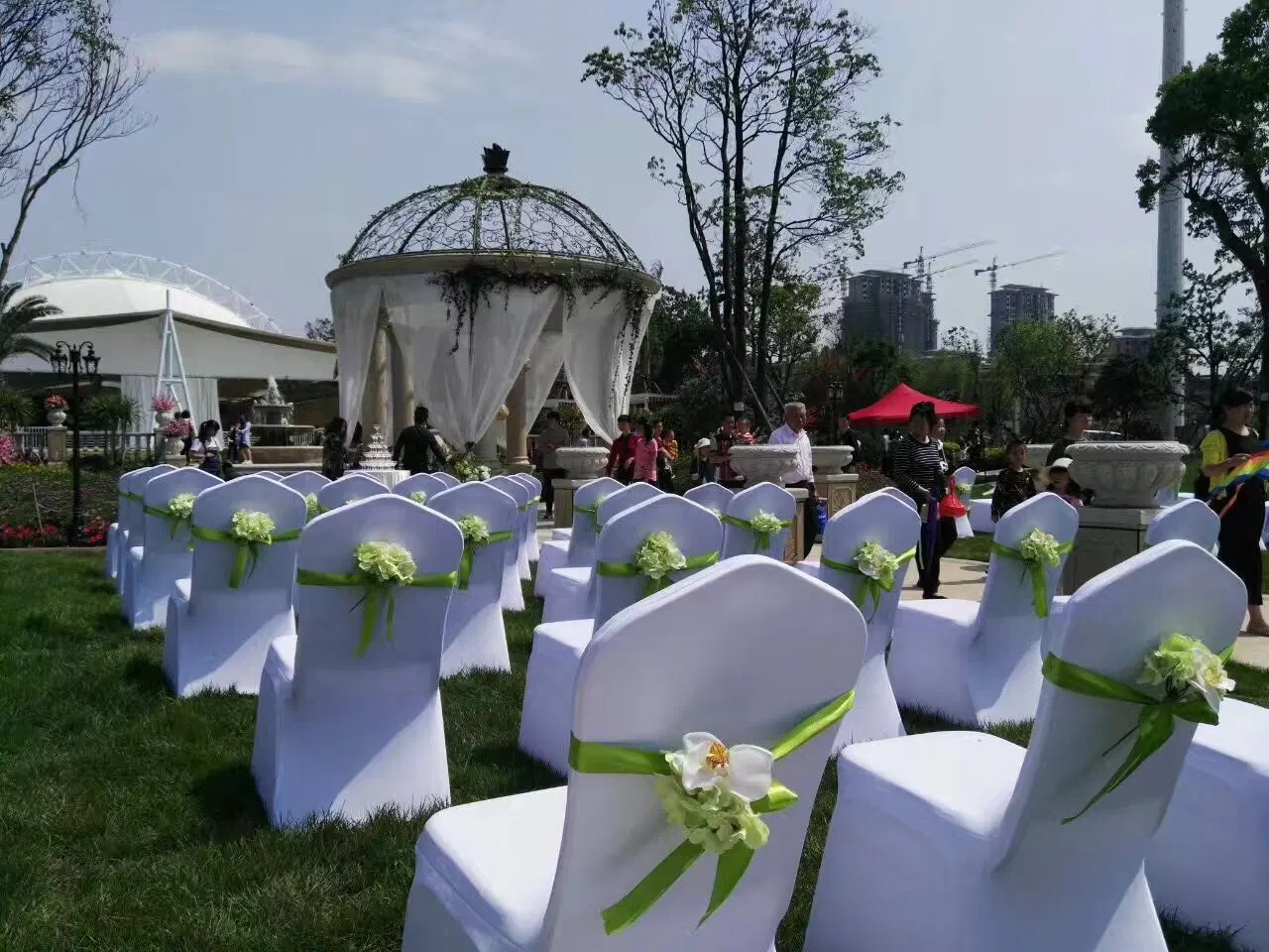 Nice capot blanc mariage pas cher président