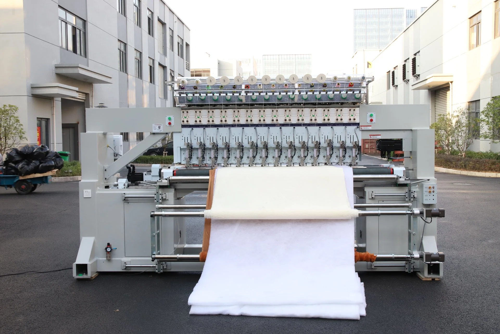 Haute vitesse Revhon Accueil Produits textiles et de la broderie Broderie Patchwork La machine