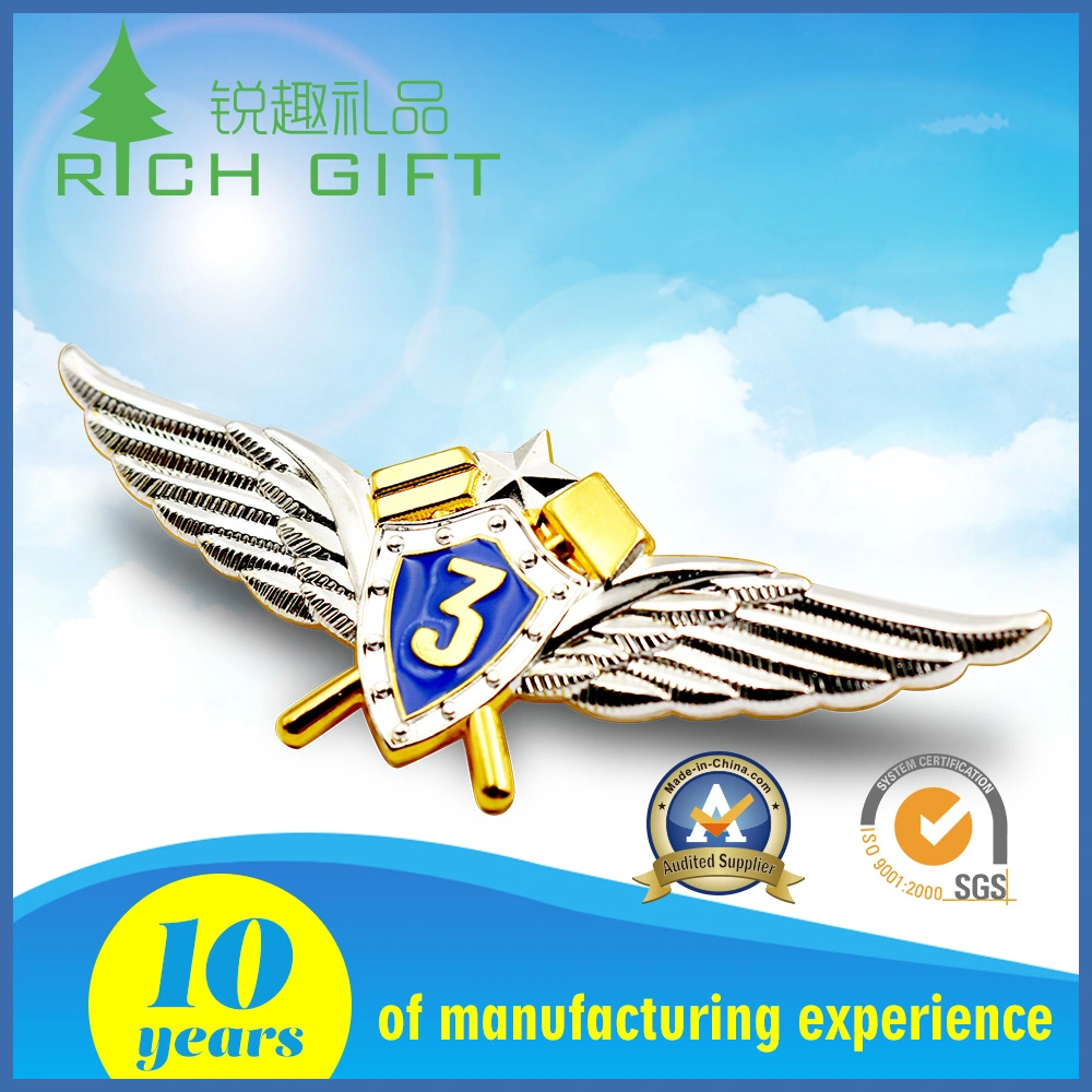 Cheap Brass Stamped Reel RFID Souvenir Set Badge with Cartoon Design in China