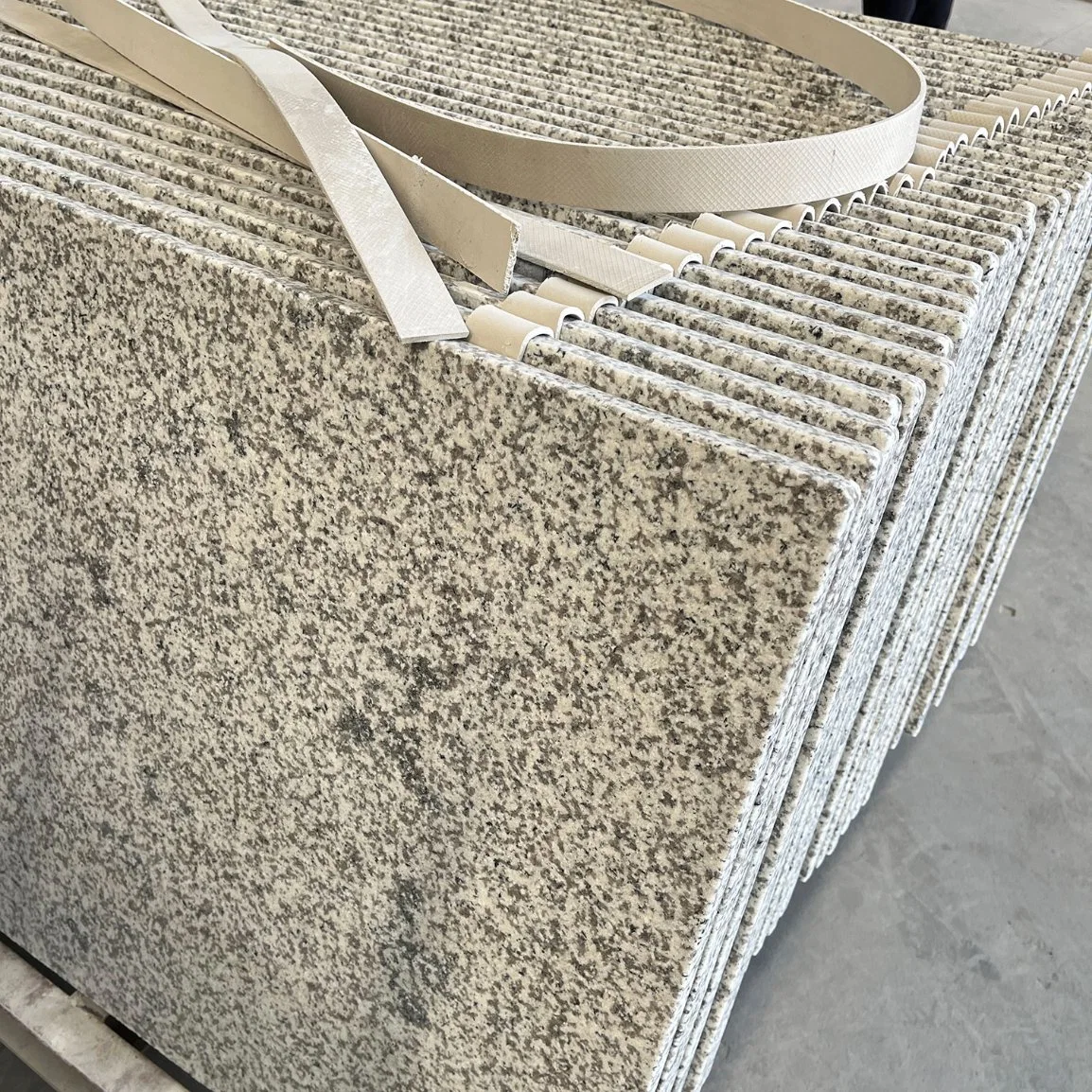 Fujian granito gris G655 de la cocina de granito pulido de Sobremesa superior para los materiales de construcción
