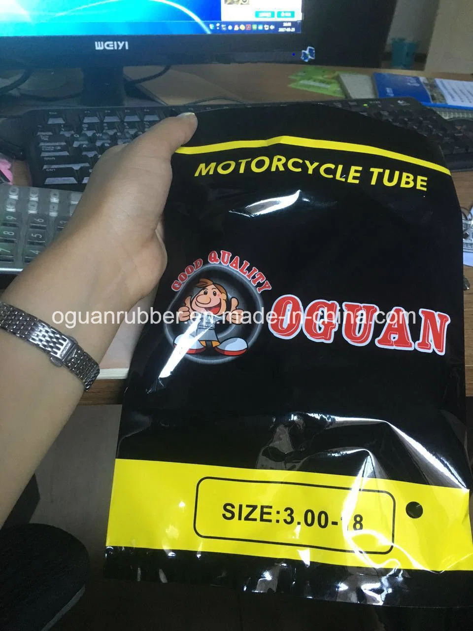 Neumático de moto moto motocicleta Rueda neumáticos 110/90-16 130/60 Tubo interior de la 110/90-17, 400-12-13 450-12 500-12 400-8