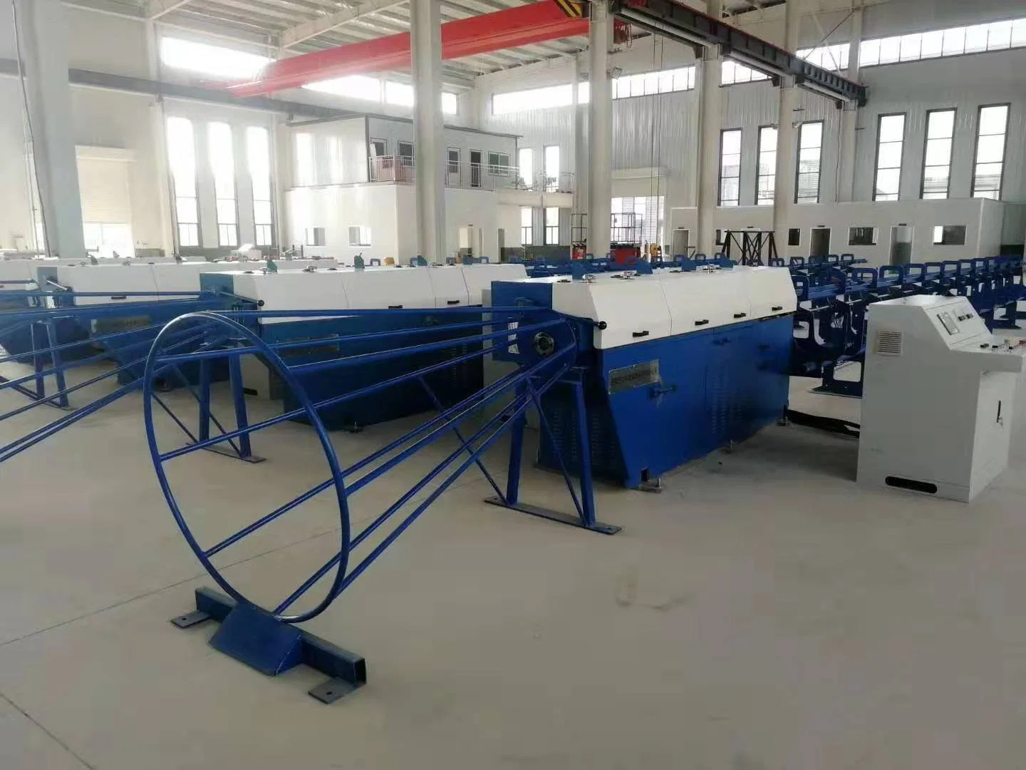 Enderezado de alambre de acero de alta calidad y la máquina de corte hecho en China