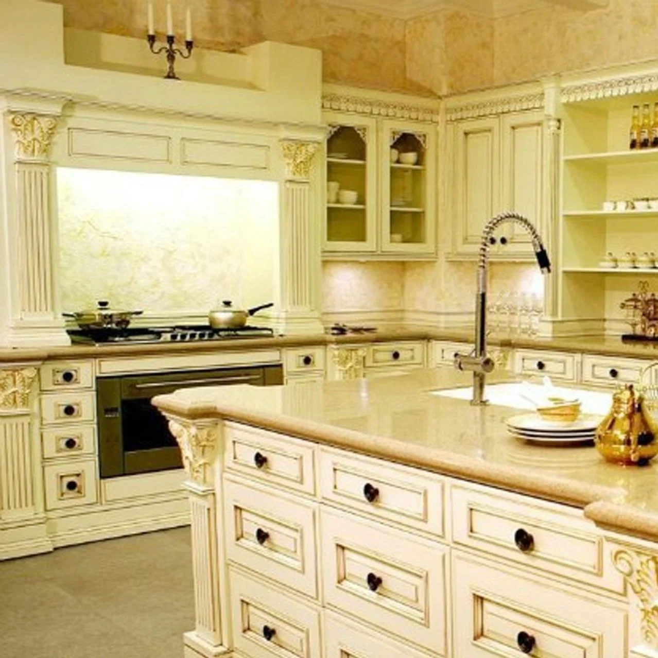 Made in China, Chinese Cabinet Factory, Customized Kitchen Furniture, Painted Cabinets, Solid Wood European Style Cabinets, and Raw Wood Cabinets