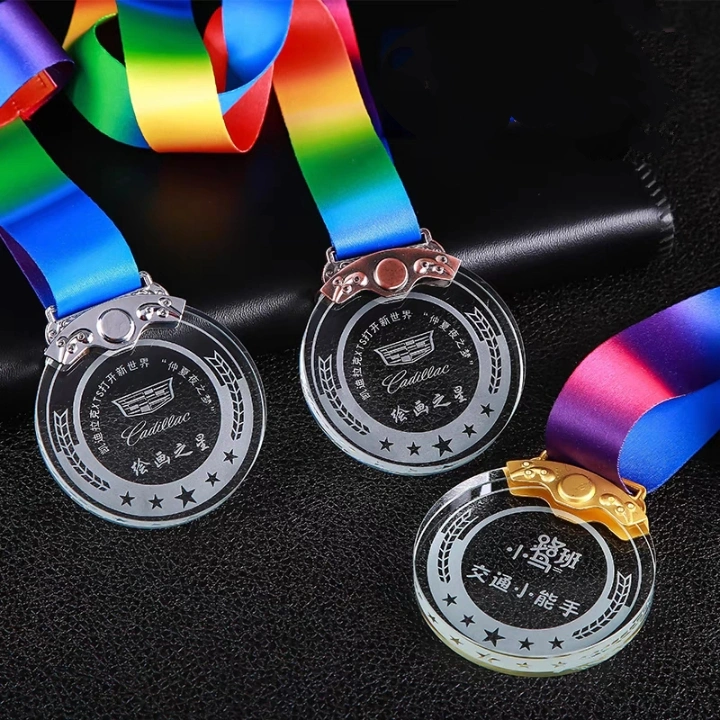 Presente de medalhas de cristal de suspensão criativo personalizado