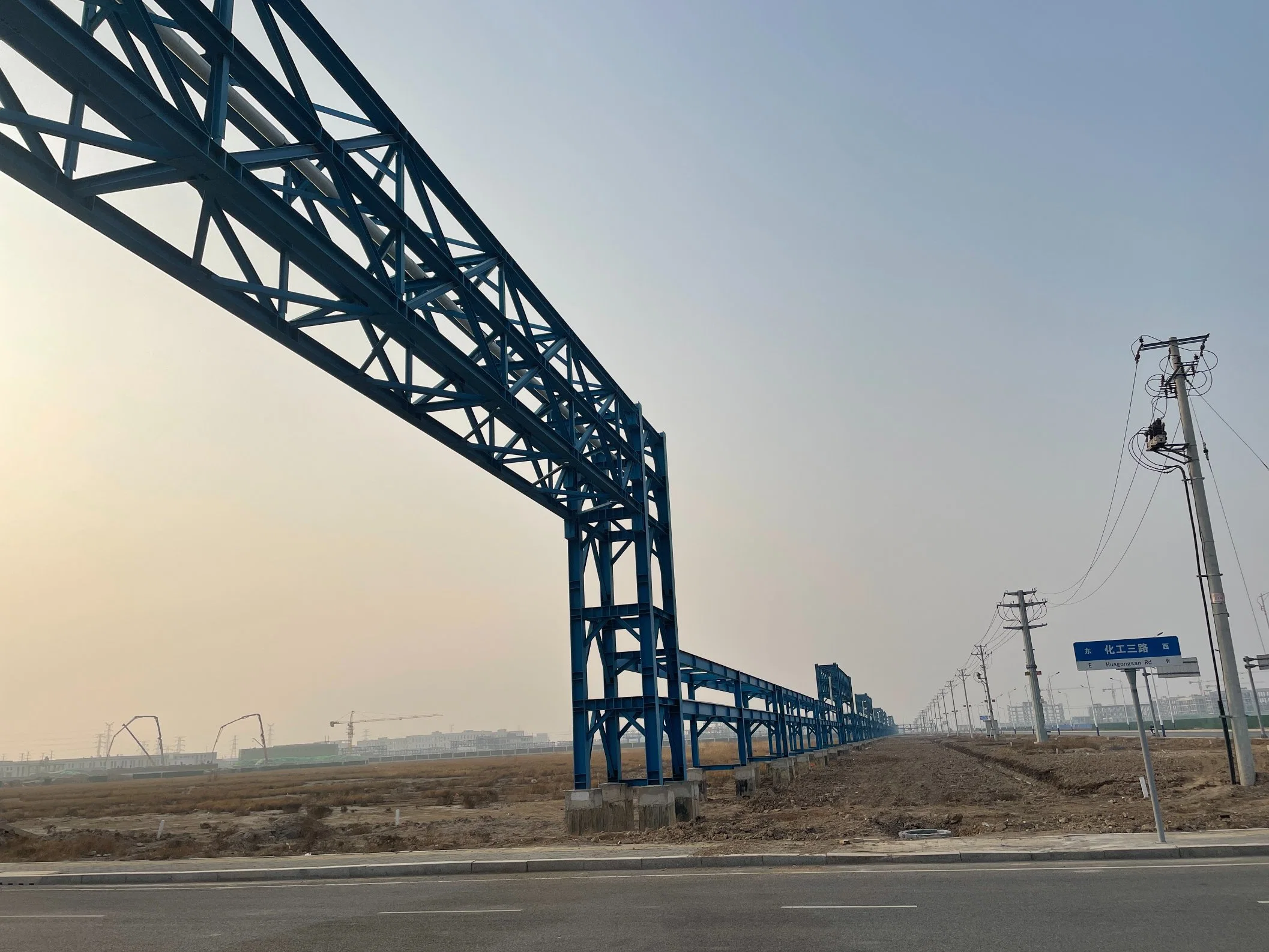 Estructura de acero Puente de acero Corredor de tubería/Puente de tubería de acero - fuerte Estructura de acero para cruces de río y de arroyo