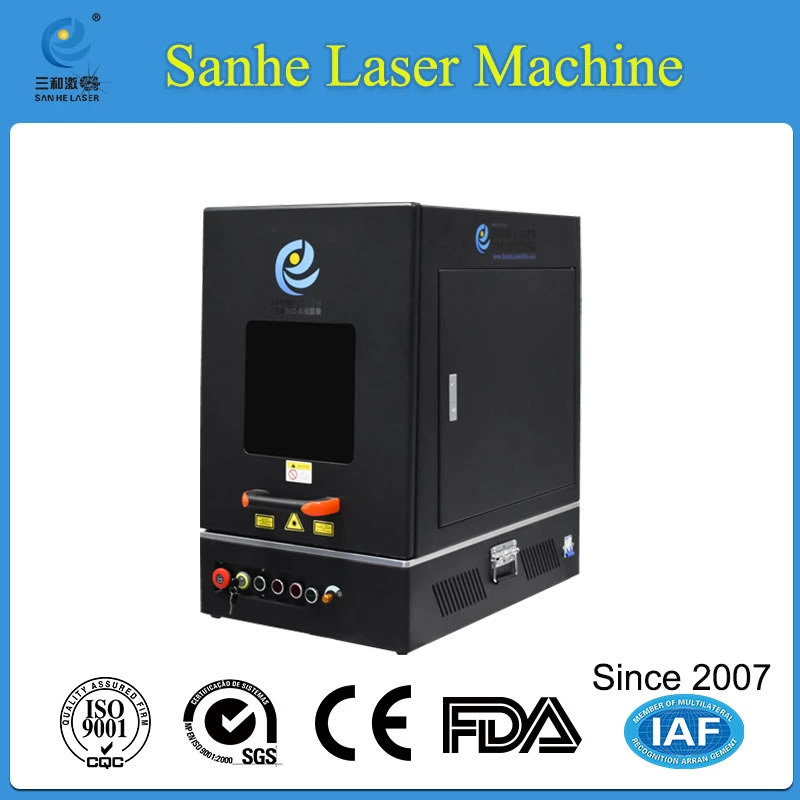 China económico fibra CNC gravura a laser/máquina de corte Impressora 30W 50W Rússia Rustraila