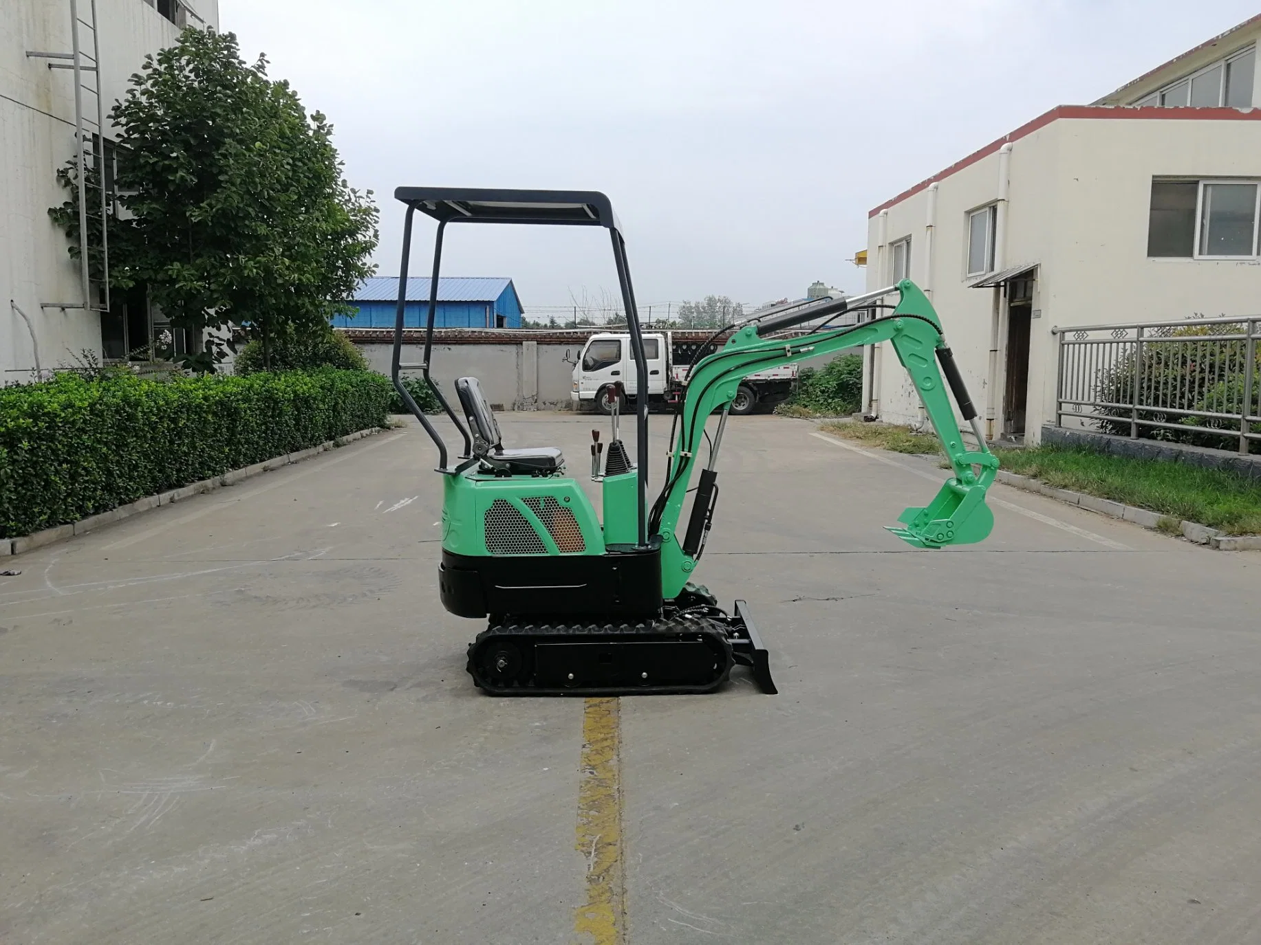 1.5t Orchard Mini Excavator Price Loader Factory for Sale