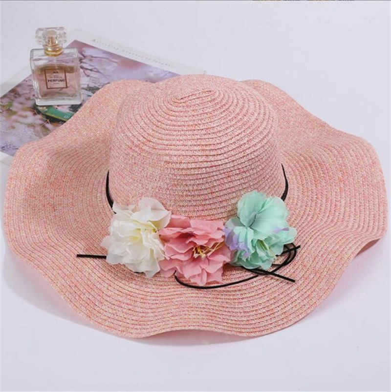 Atacado feminino Summer Beach Hat Wavy brim Wide Straw Hat