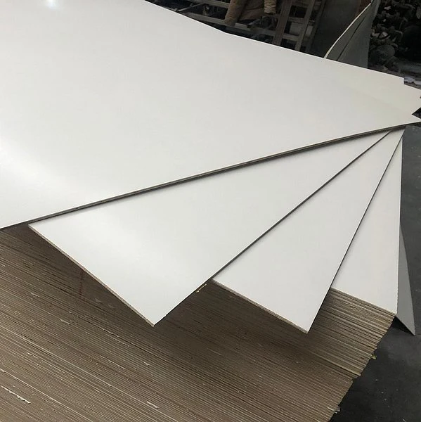 Wholesale/Supplier New Arrivals Durable Tablero Melamine Color High Light MDF Laminada 4X8 Plywood From Chinese Factory