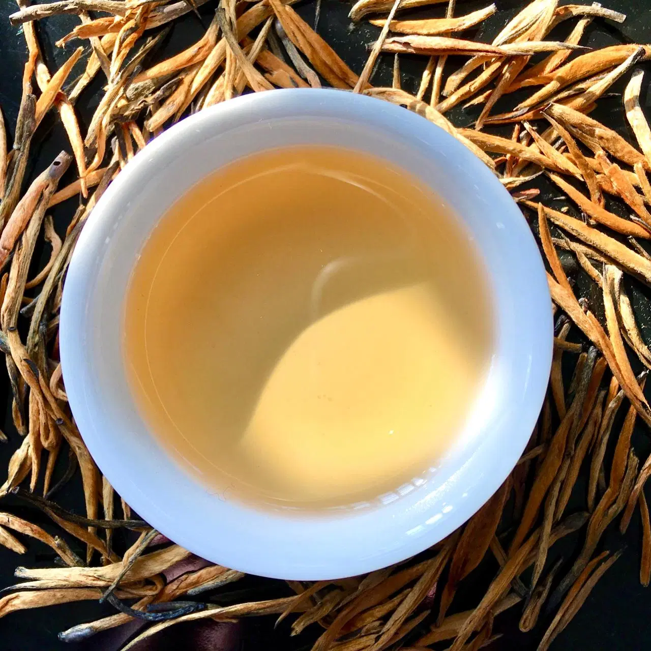 Yunnan Dianhong Golden Bud (Jinzhen) Black Tea