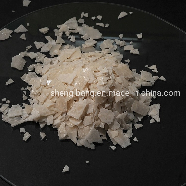 De alta calidad y buen precio NaOH Flakes de la Originales de fábrica CAS 1310-73-