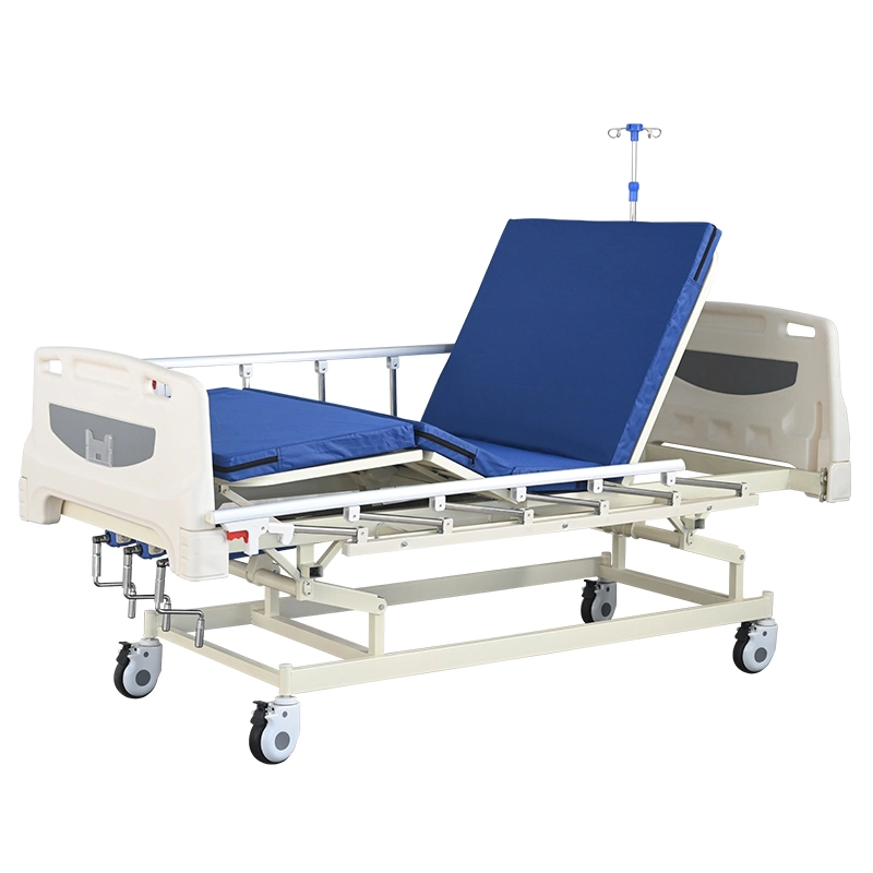 Manual Three Cranks Three Functions Adjustable Medical Hospital Bed on Casters for Patients as Hospital Equipment- E