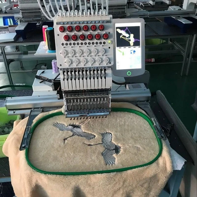 Flat/Cap/T-Shirt Embroidery Machine Hefeng Single Head 15 Colors with Large Size Computer Embroidery Machine