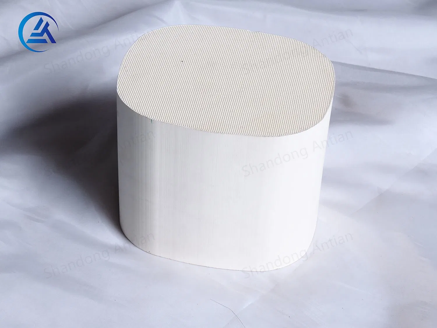 Ceramic Honeycomb Catalyst Substrate Diesel Oxidation Catalyst for Disel Vehicle