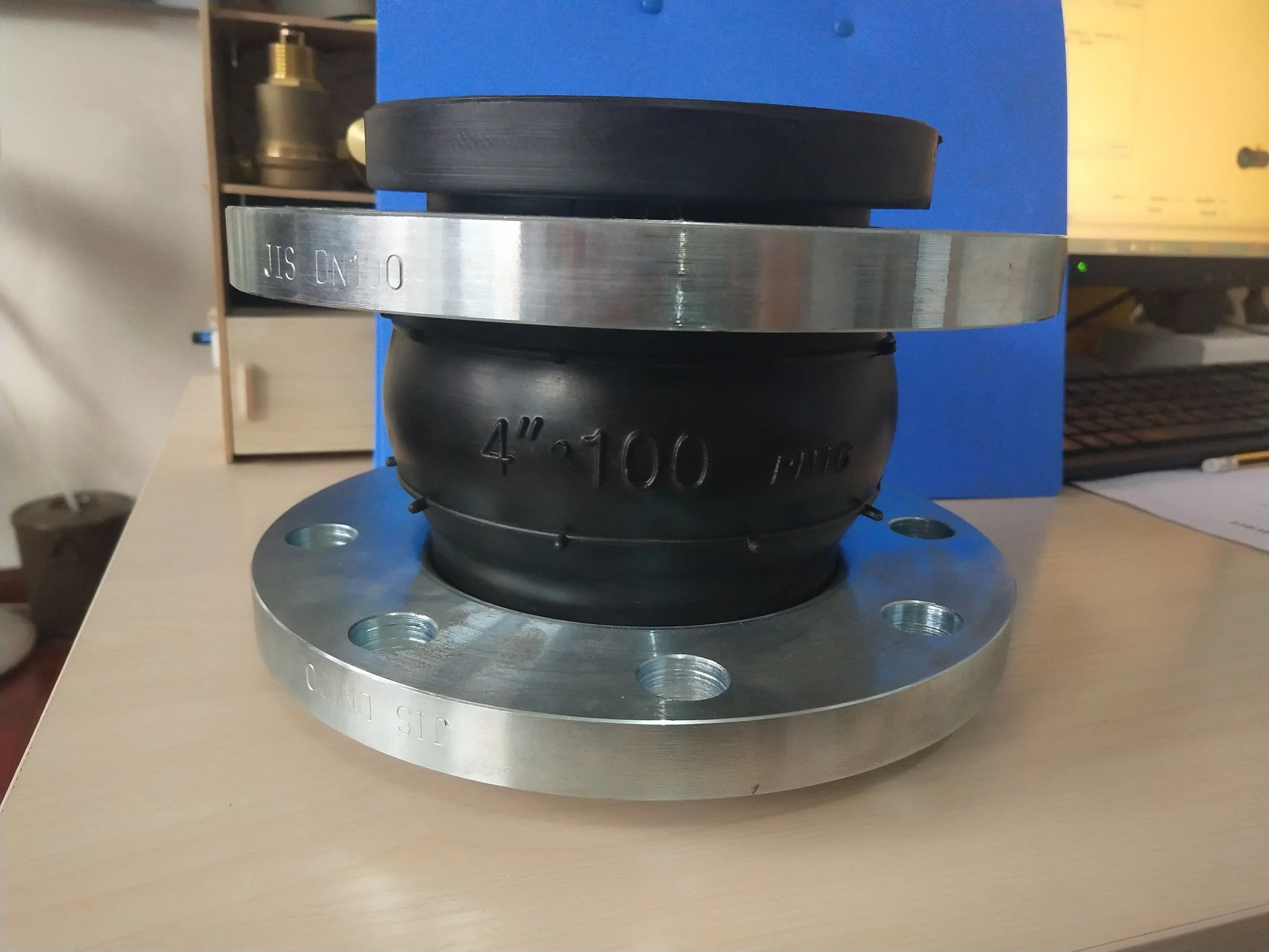 Kxt-16 Type Single Ball Flanged End Stainless Steel Cast Steel GB Class 150 JIS 10K Rubber Expansion Joints