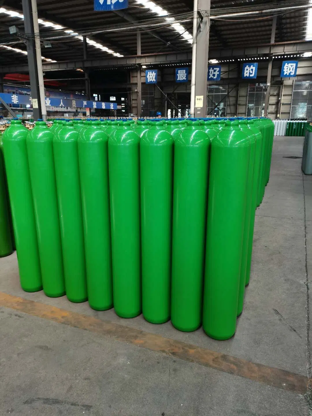 47L 150bar5.4mm High Pressure Vessel Seamless Steel Medical Oxygen Gas Cylinder