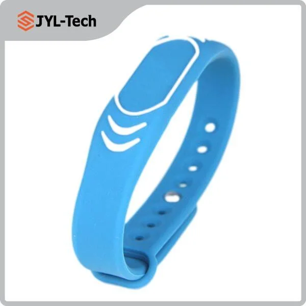 Custom Recycled Waterproof RFID Bracelet Wristband Slim Silicone Smart Wristband in Water Park