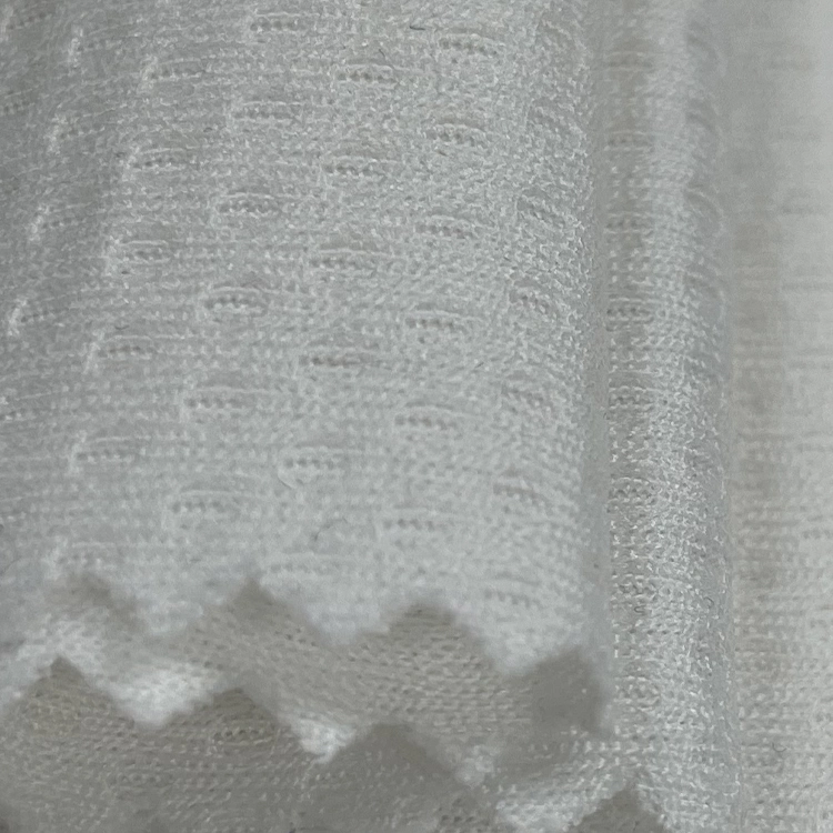 China High Stretch Soft Cool Extreme Feeling Lining Mesh Cloth Kkintted Fabric Polyester Mesh Cloth Fabric for Clothing