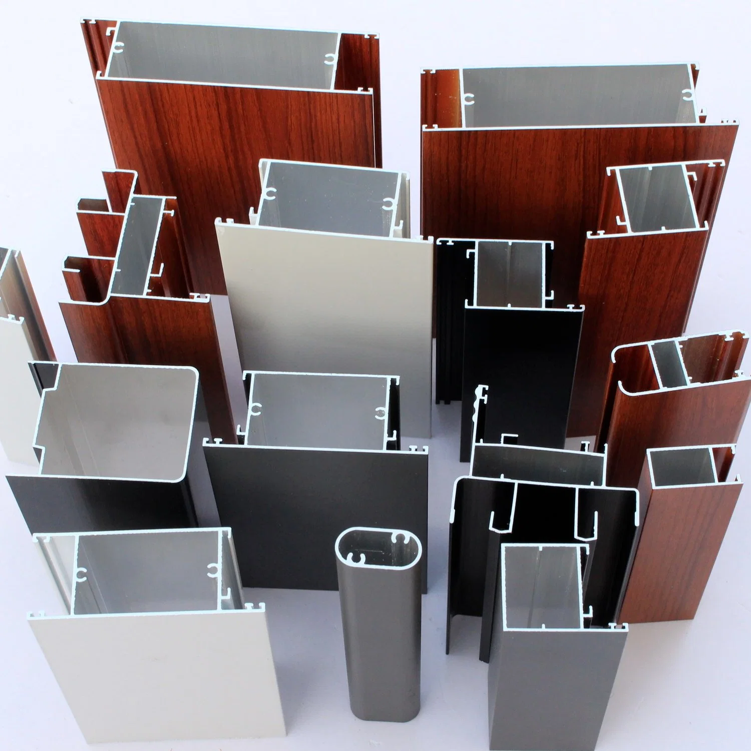 China 6000 Reries Custom Made Aluminum Extrusion for Oriented Aluminum Sliding Window