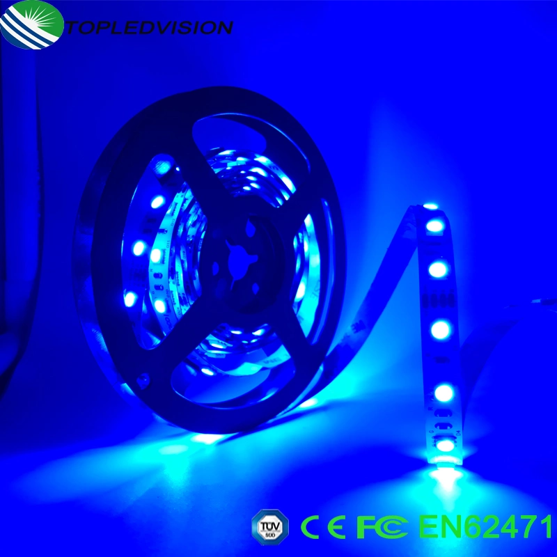 شريحة Epistar SMD5050 60LEDs/M Lighting شريط إضاءة LED RGB المرن