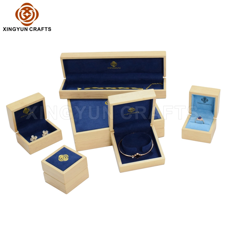 2023 New Arrive Custom Wooden Jewelry Set Packing Box Wood Painting Packaging Gift Box with Golden Logo