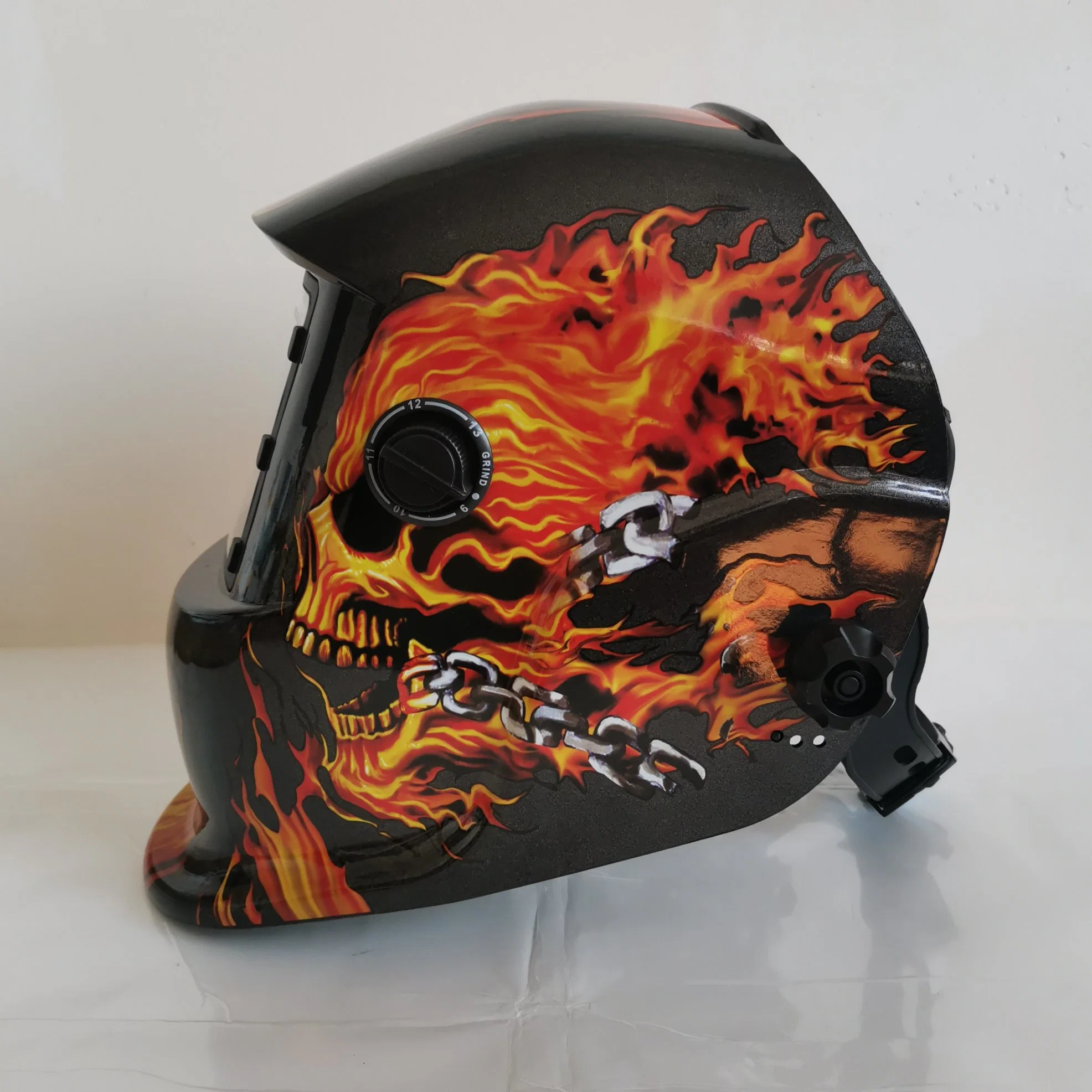 السلامة الرخيصة Welding Mask، Auto Darking Solar Powered Arc MIG حماية صناعية إلكترونية أفضل لحام Helmet