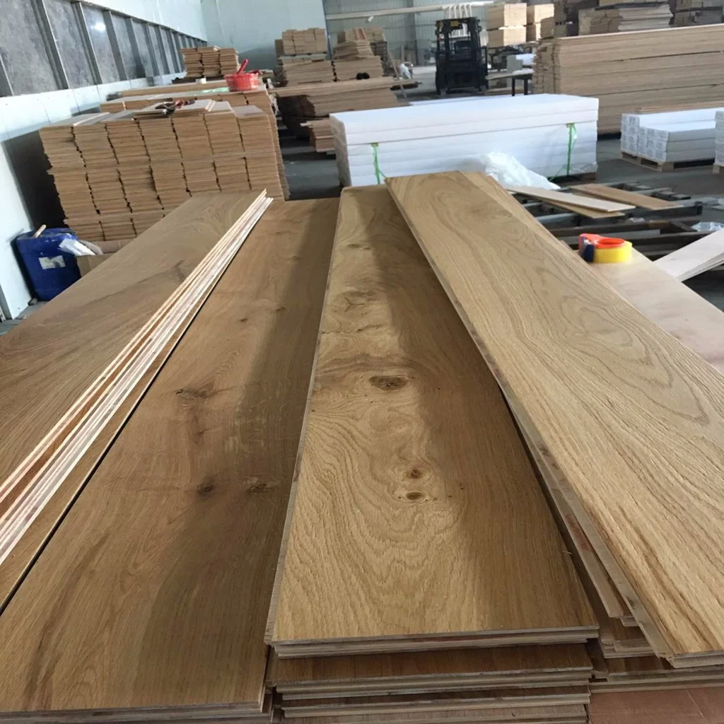 150/190/220/240/300mm Wide Oak Engineered Flooring/Hardwood Flooring/Timber Flooring with Light/Dark Colors