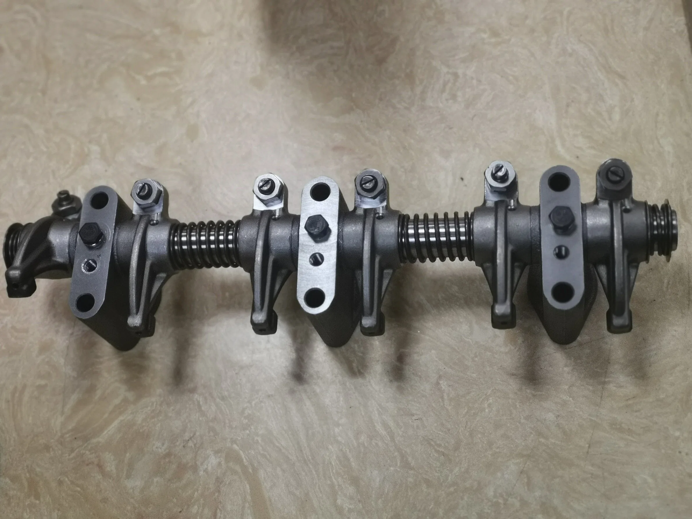 De08tis D1146 Rocker Arm for Doosan Engine Auto Spare Parts 65.04200-6025