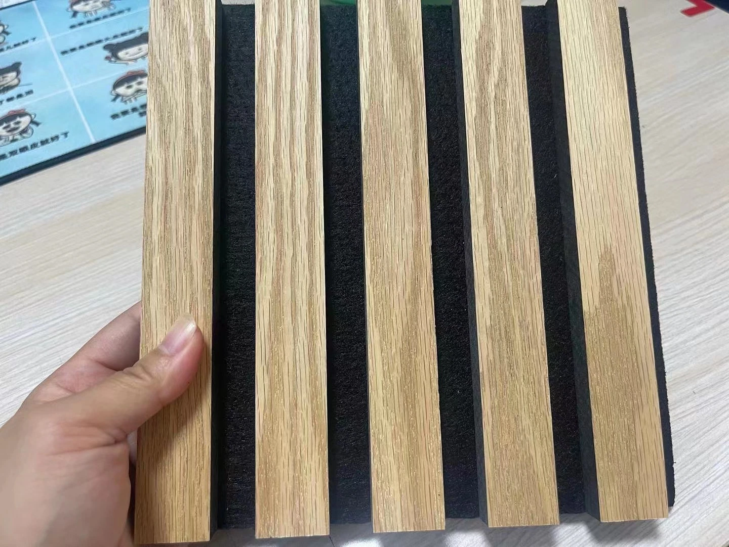 Natural Oak/Black Walnut Wooden Slat Panels