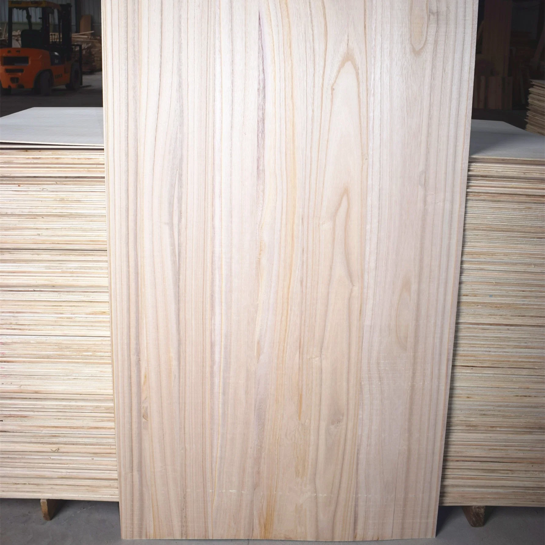 China Supplier Paulownia Lumber Edge Glued Board for Guitar Buyers