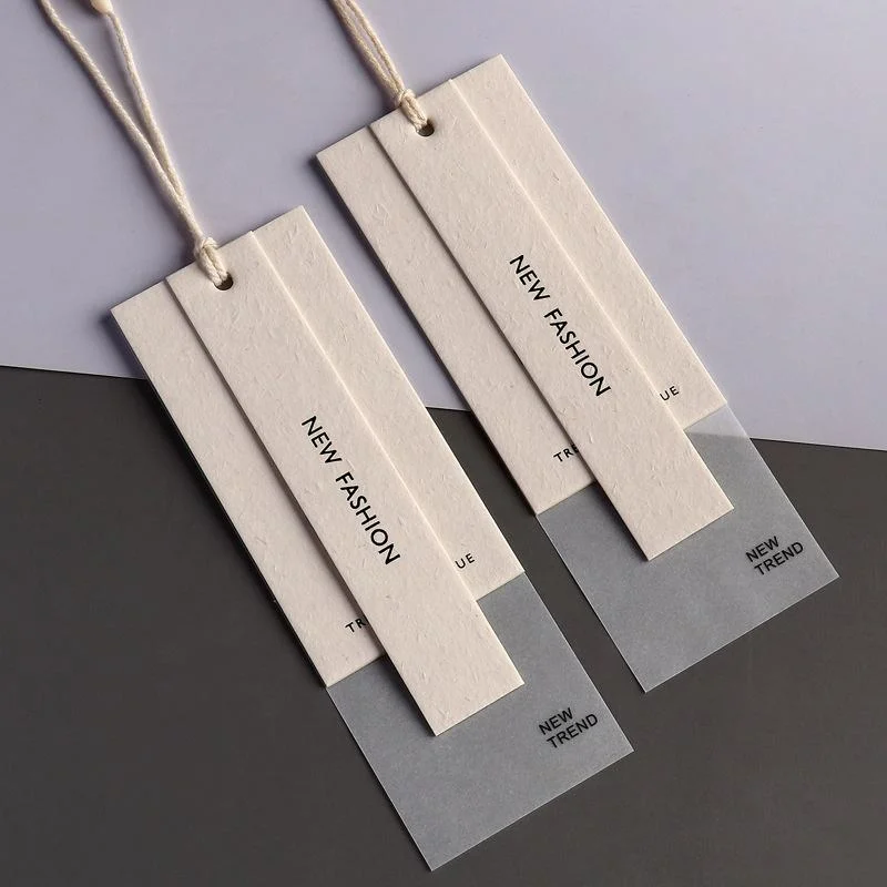 Étiquette de suspension personnalisée de luxe avec élingues libres papier spécial swing Étiquettes de suspension de produit pour vêtements