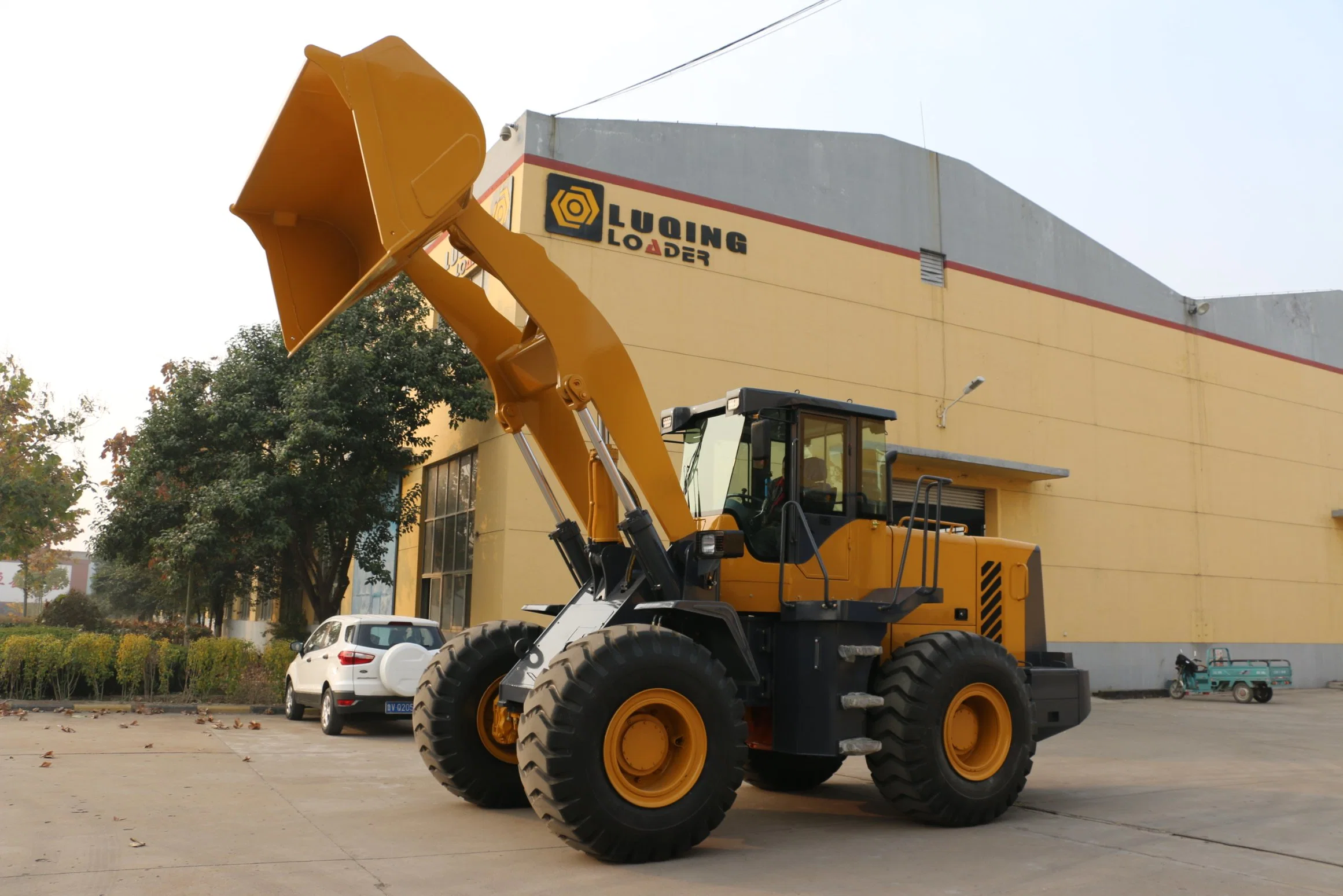 CE Luqing 5000kg Mini /Small/Big Front and Wheel Loader for Farm/Agricultural Large Front End Wheel Loader with Quick Hitch & Air Conditioner&Wet Axle