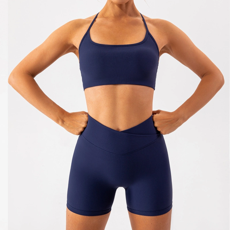 Ensemble de soutien-gorge de sport en tricot côtelé pour femmes avec short de cycliste à taille en V, ensemble de gymnastique, de fitness et de yoga.