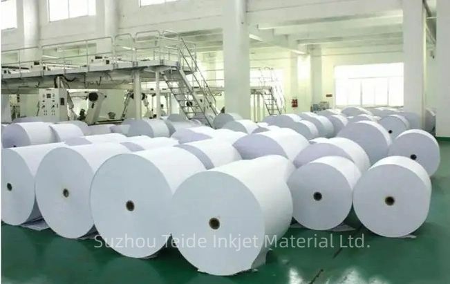 China Manufacturer Suppliers White Raw Jumbo Roll Raw Wallpaper / Non-Woven Wall Liner