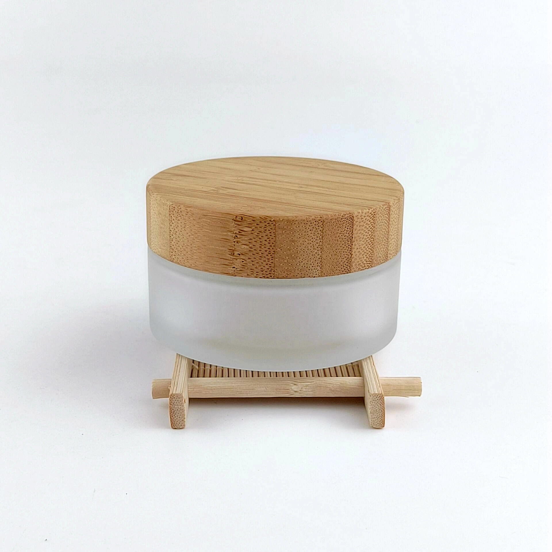 Eco-Friendly Corpo Plástico cuidado da pele a Loção 100ml de creme de leite Copo com tampa de bambu