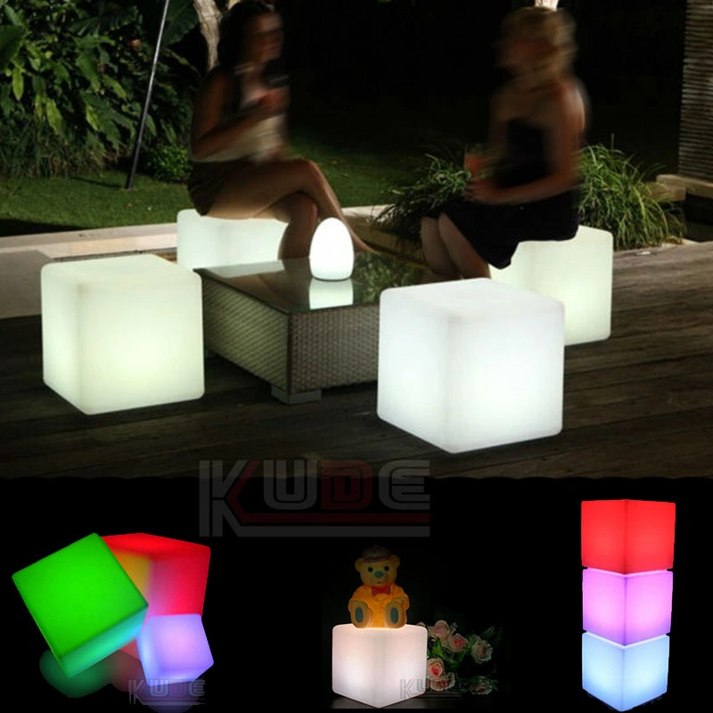 Cube LED Tabouret mobilier de changement de couleur avec télécommande