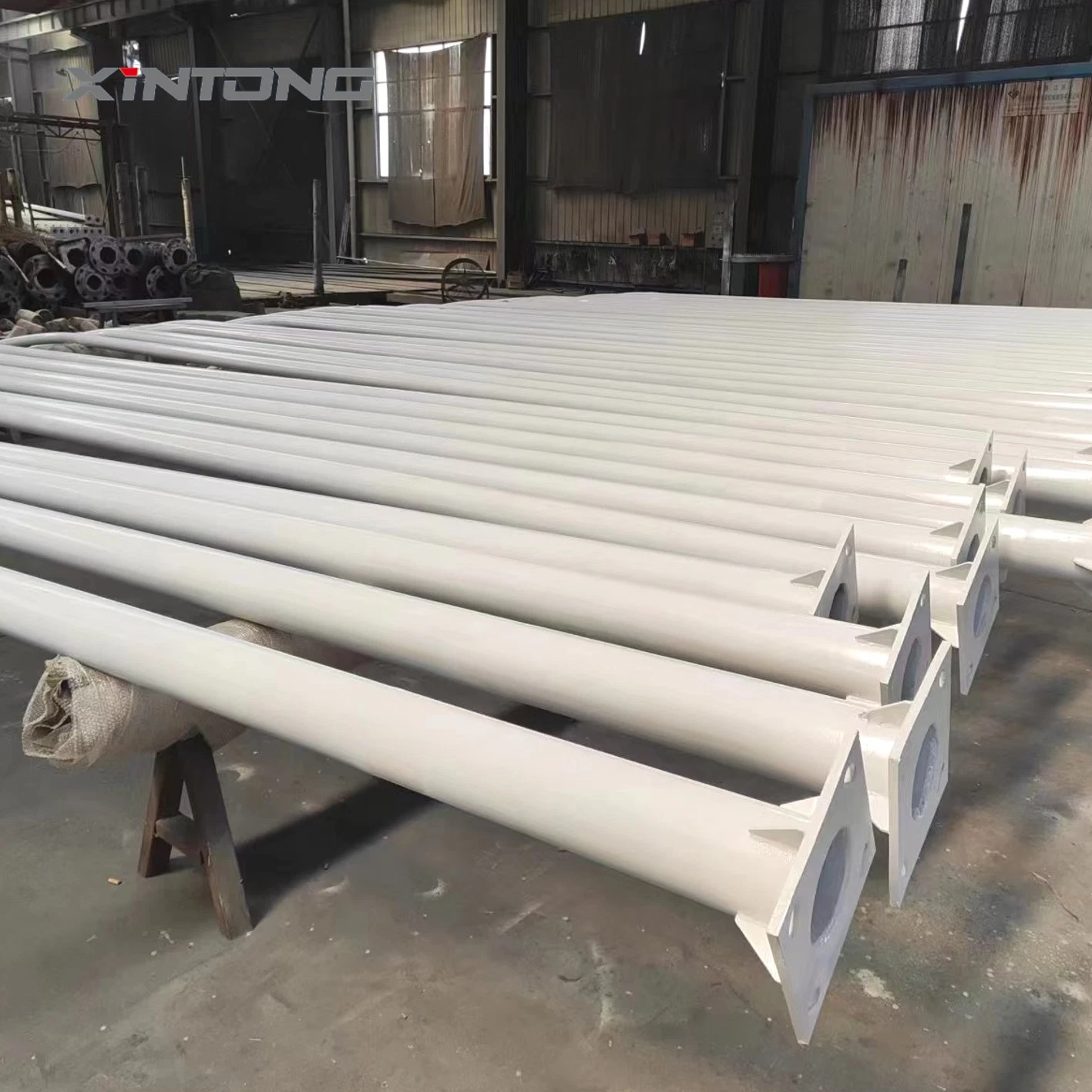 Round Tube 0.4-12mm Wall Thick Galvanized Steel Pipes Used Street Lighting Poles